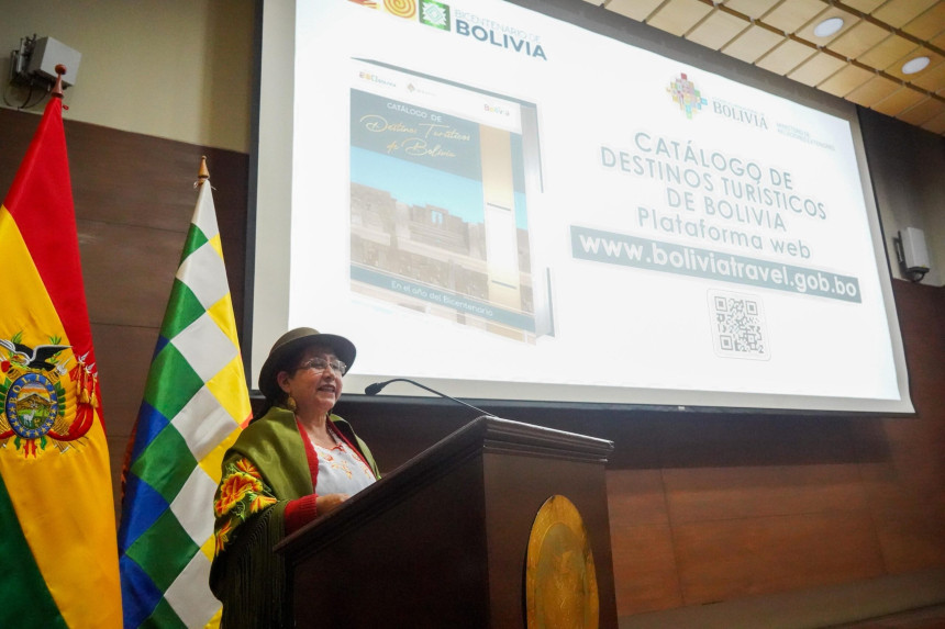 Bolivia presentó un catálogo turístico en formato físico, digital y a través de una web bilingüe